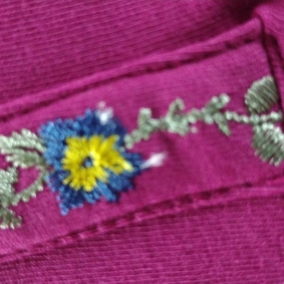 4@30.00 or 20.00 NWOT  Plus Size Blouse by AMERICAN SWEETHEART - Picture 9 of 13